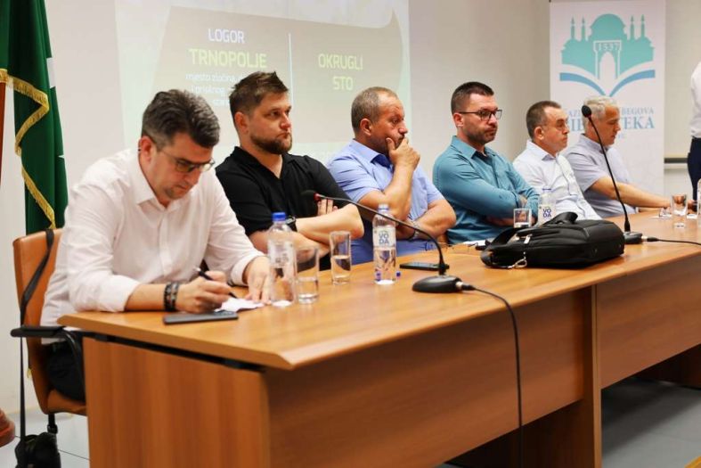 U Sarajevu okrugli sto "Trnopolje - mjesto zločina, deportacija i prisilnog premještanja"