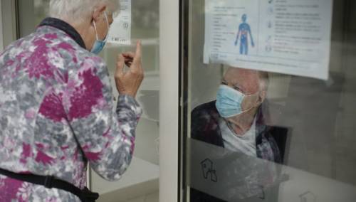 U Sloveniji preminulo osam osoba, skoro 10.000 novozaraženih