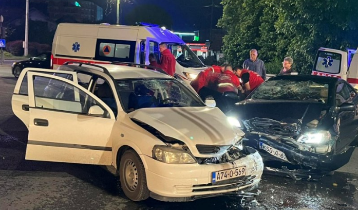 Teška saobraćajna nesreća u Živinicama: Više osoba povrijeđeno