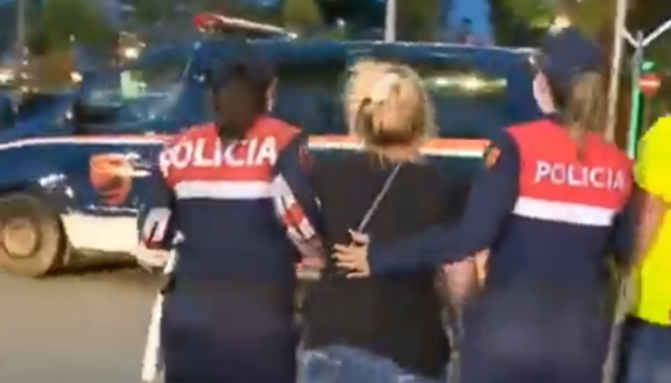 U Tirani tokom protesta uhapšena supruga predsjednika Albanije