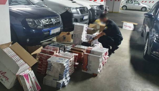 U Tuzli i Bijeljini oduzeti duhan i cigarete u vrijednosti 43 hiljade KM