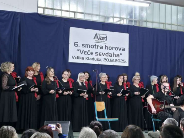U Velikoj Kladuši održana 6. smotra horova „Veče sevdaha“