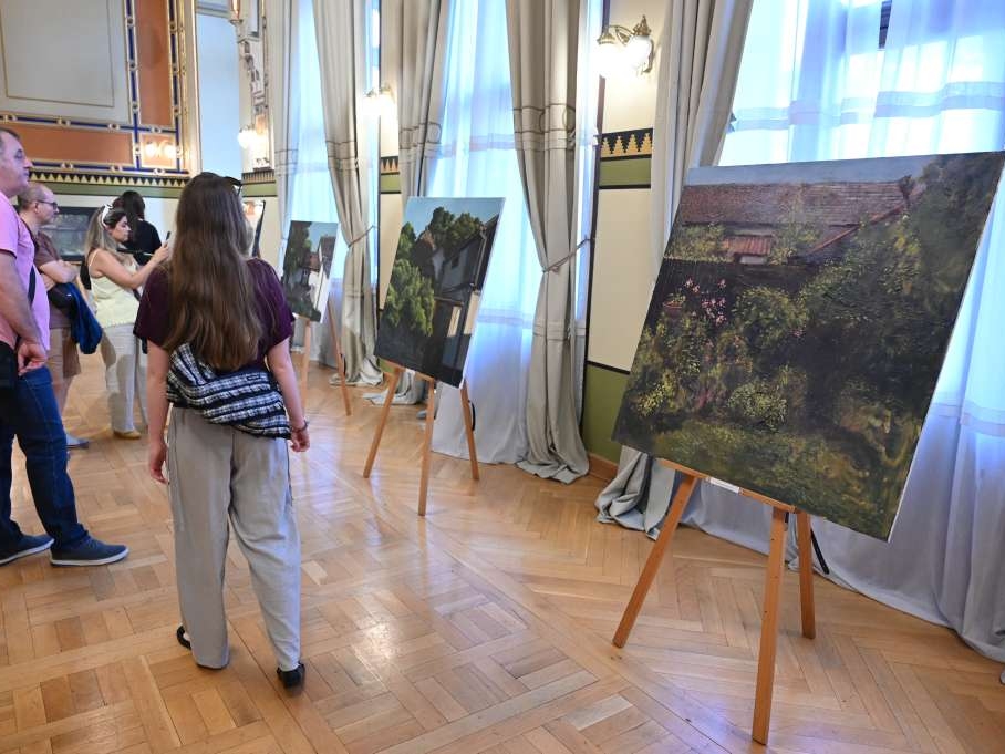 U Vijećnici otvorena posthumna izložba pejzaža "Osoj i prisoj" Erdoana Morankića