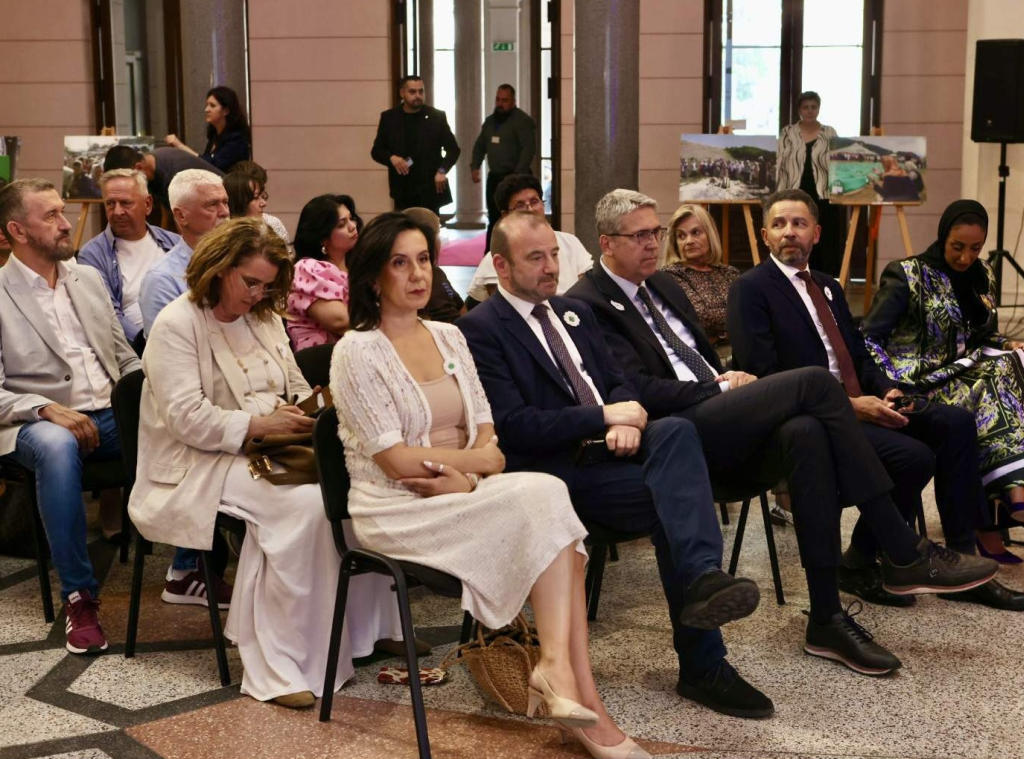 U Vijećnici počelo obilježavanje 31. godišnjice genocida u Srebrenici