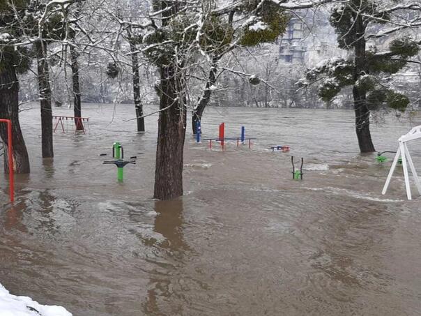 U Zvorniku proglašena vanredna situacija