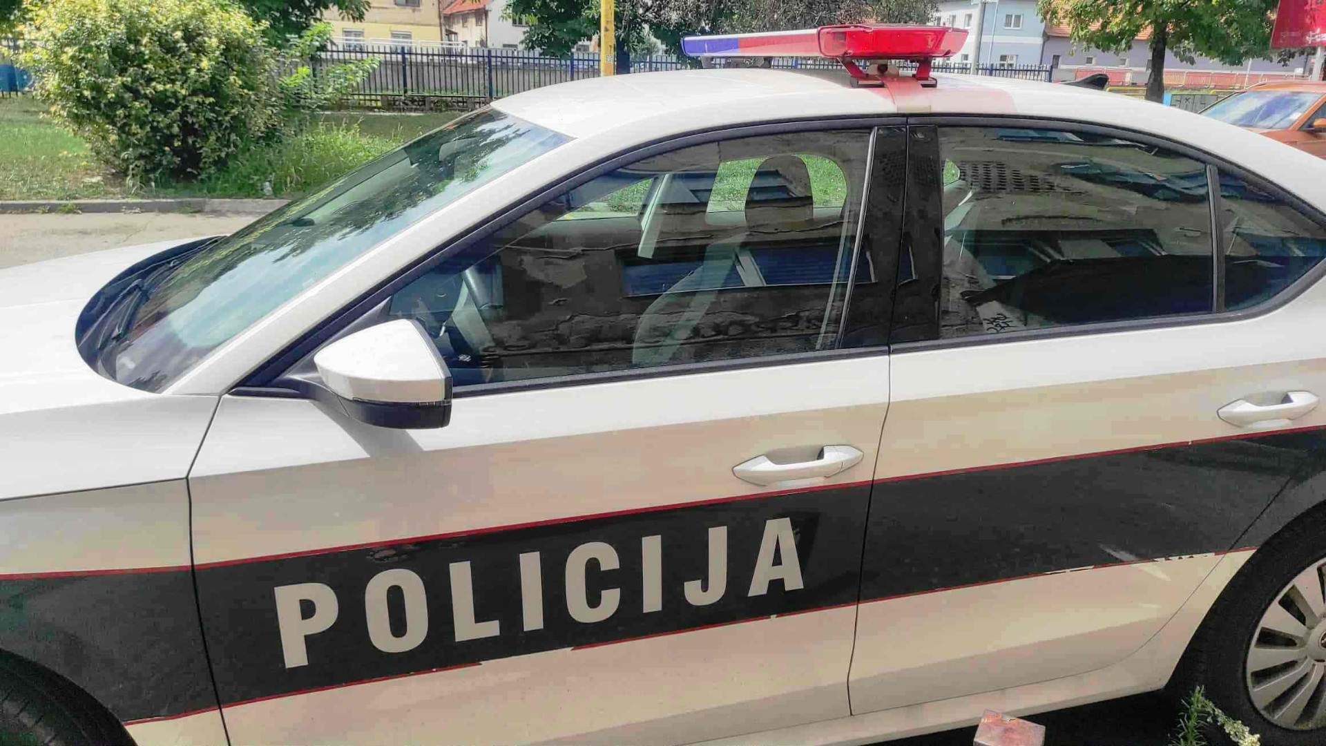 Ubijen muškarac, žena ranjena u pucnjavi u Banovićima