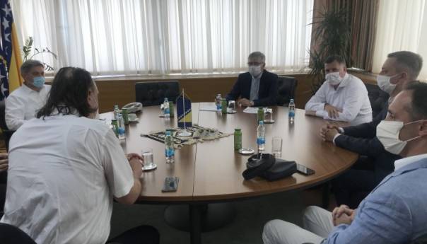 Ubrzati aktivnosti na donošenju reformskih zakona