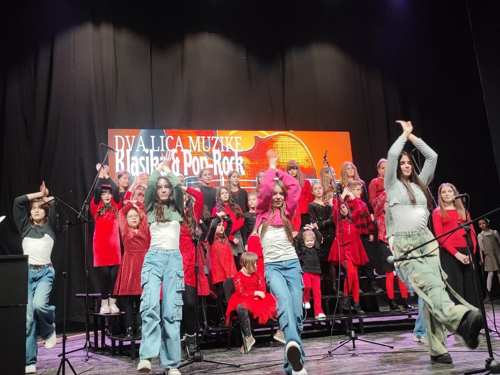 Učenici Osnovne muzičke škole Rezonanca obogatili sadržaj manifestacije "Zimski grad Konjic"