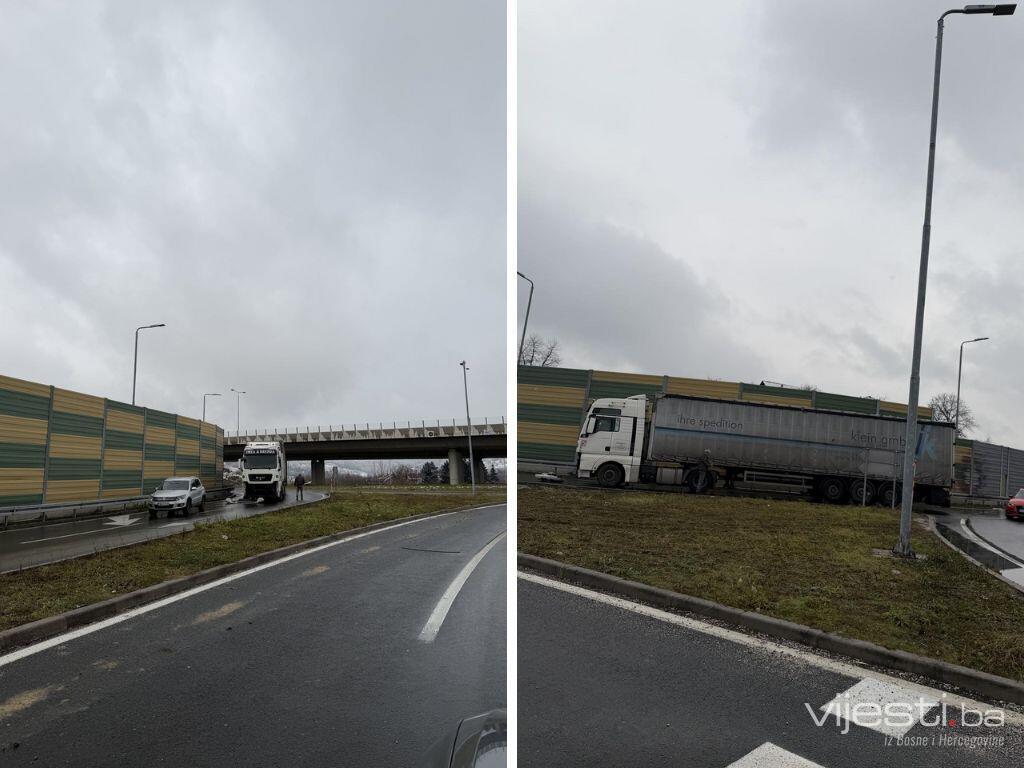 Udes kamiona i putničkog vozila kod Blažuja