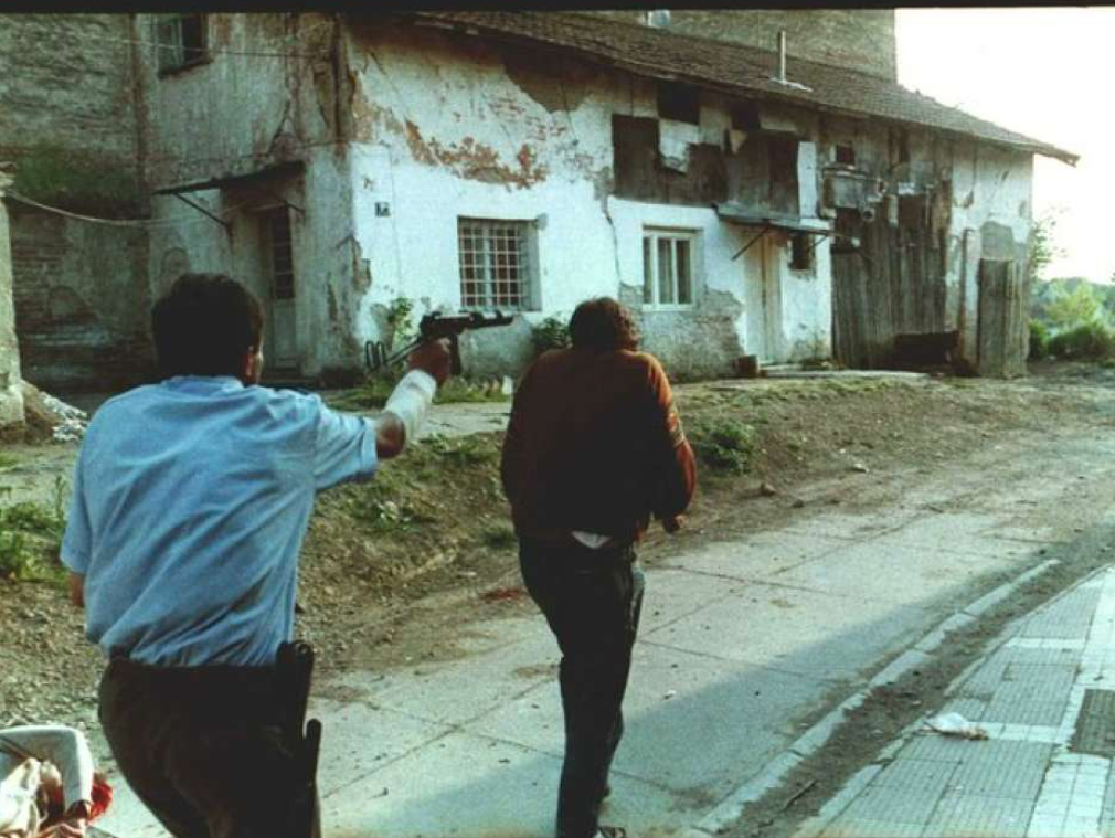 Novinari iz Srbije i BiH traže opoziv nagrade za fotografiju ubistva civila u BiH