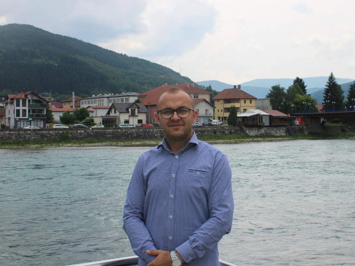 Uhapšen osumnjičeni za napad na zastupnika u skupštini BPK Goražde