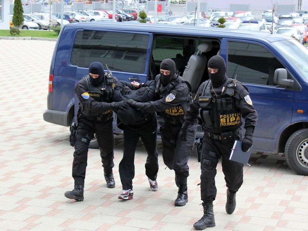 Uhapšena četiri carinska službenika UIO BiH zbog korupcije