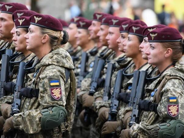 Ukrajina sve više regrutuje žene na ratištu