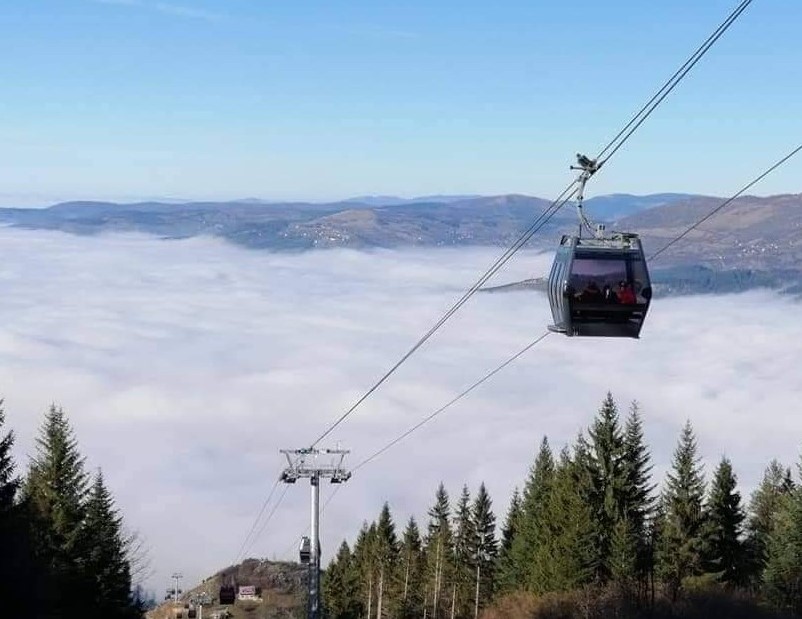 Umjerena oblačnost u BiH, po kotlinama i uz riječne tokove magla i niski oblaci