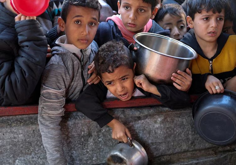 UNICEF: Oko milion djece u Gazi nema ni vodu ni hranu