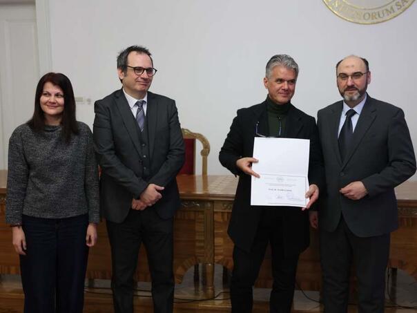 Univerzitet u Sarajevu nagradio 168 članova akademskog i naučno-istraživačkog osoblja