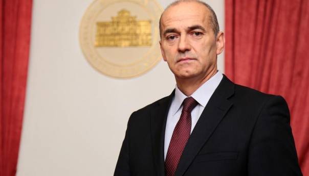 Univerzitet u Sarajevu promovira 64 doktora nauka i umjetnosti