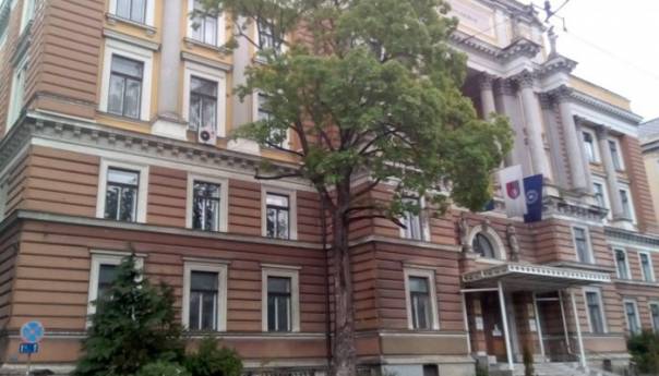 UNSA: Nastavlja se online nastava, konsultacije, nadoknade i ispiti na fakultetima