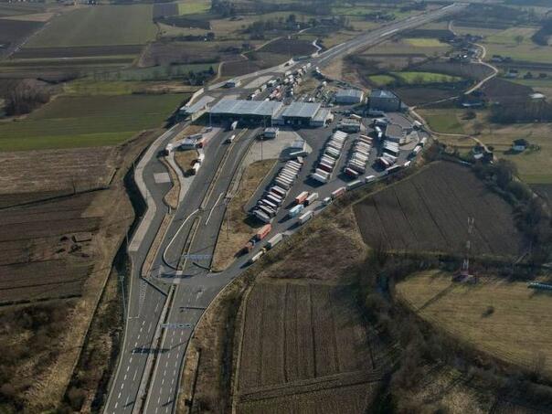 Upitno otvaranje graničnog prelaza Gradiška!