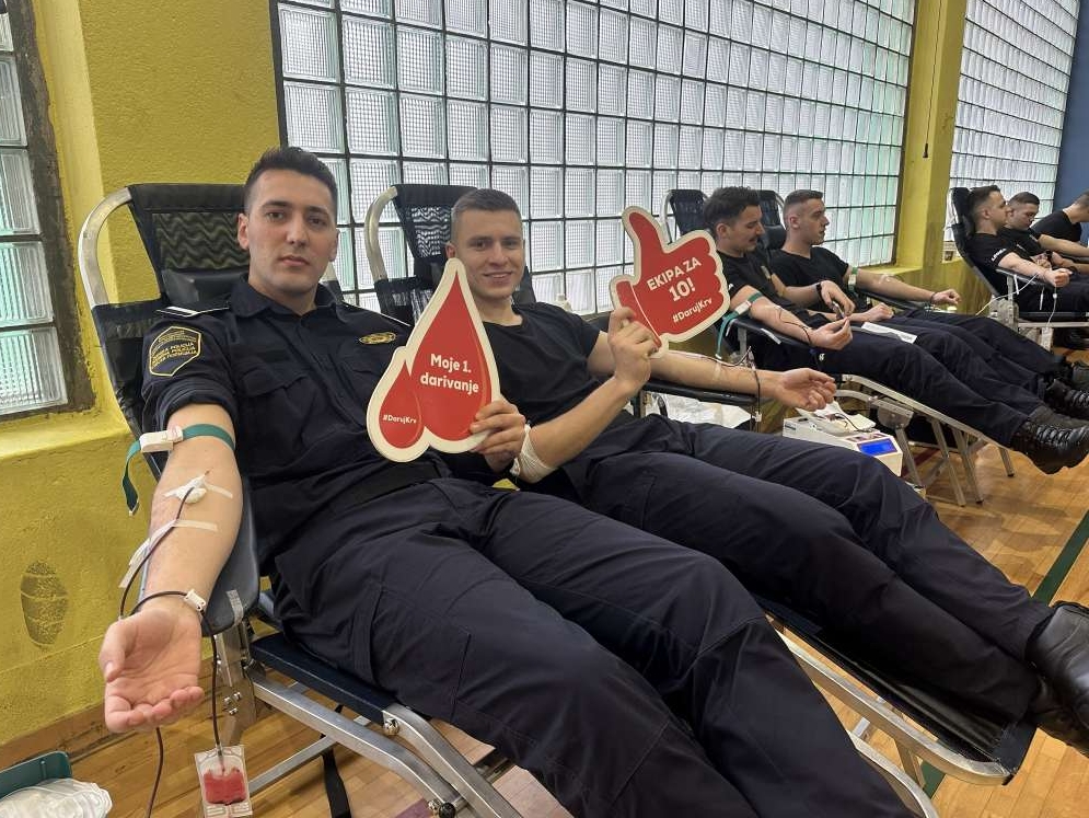 Uposlenici i kadeti Policijske akademije FMUP-a pokazali humanost darivanjem krvi