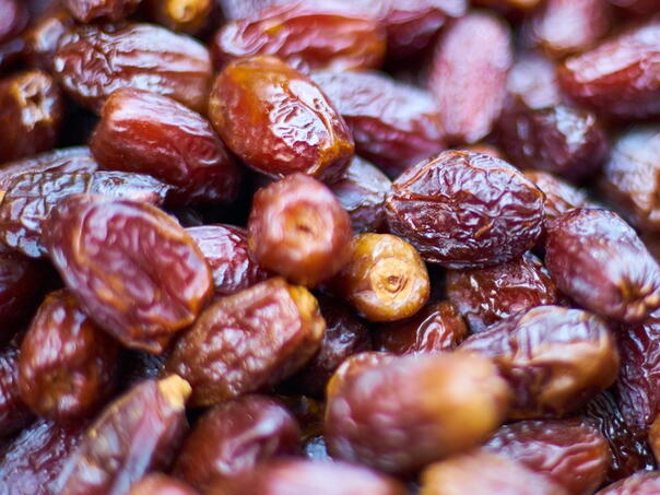 Upozorenja na označavanje izraelskih hurmi kao palestinskih