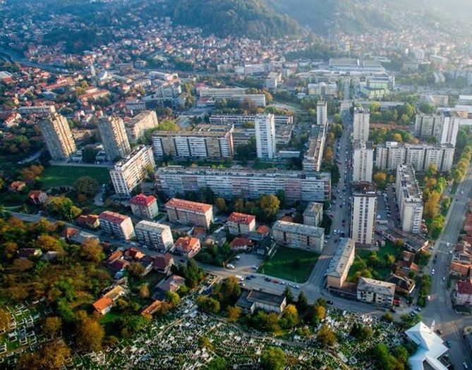 Tuzla: Za paljenje vatre na otvorenom predviđene novčane i zatvorske kazne