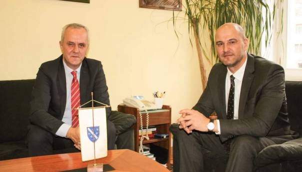 Uprkos pandemiji isplata penzija preko BH Pošte u najkraćim rokovima