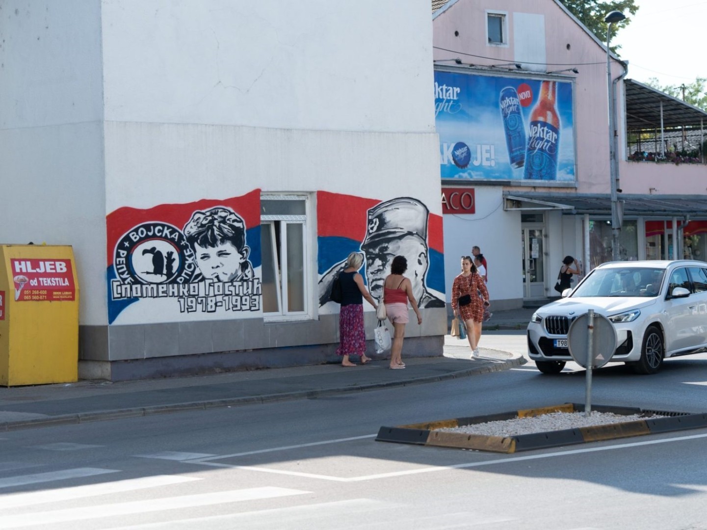 Ured visokog predstavnika u BiH osudio veličanje Ratka Mladića muralom u Banjoj Luci