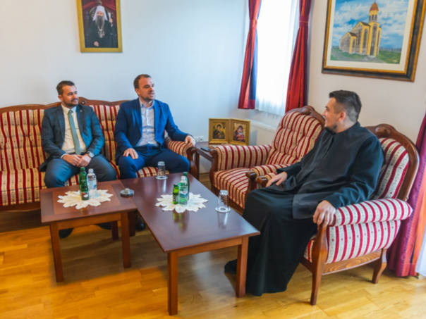 USK jača međuvjersku saradnju: Sastanak ministara s parohom Milinovićem