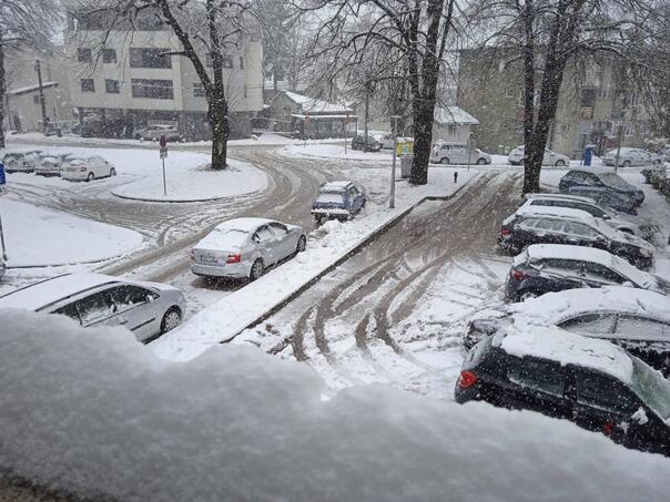 USK: Nastava u školama nastavljena, otklanjaju se posljedice nevremena