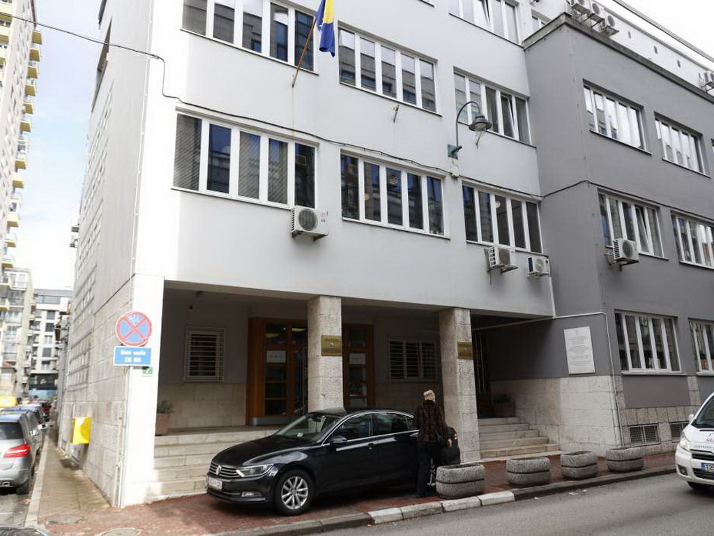 CIK BiH zabranio kandidovanje skoro 40 stranaka na narednim izborima