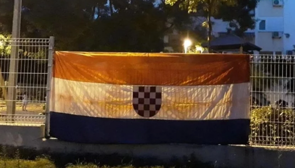 Ustaška zastava na ogradi dječijeg igrališta izazvala revolt u Splitu