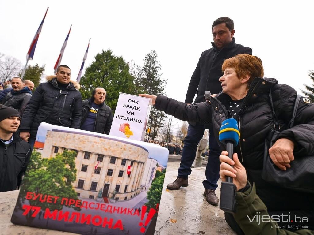 Ustavni sud RS: Nezakonito otet novac Banjaluci i Bijeljini