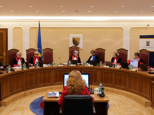 Ustavni sud stavio van snage Zakon o upotrebi zastave, grba i himne RS