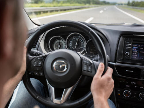 Uštedite do 4 KM na svakih 100 kilometara: Ova brzina čini razliku