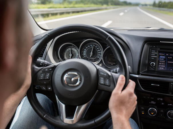 Uštedite do 4 KM na svakih 100 kilometara: Ova brzina čini razliku