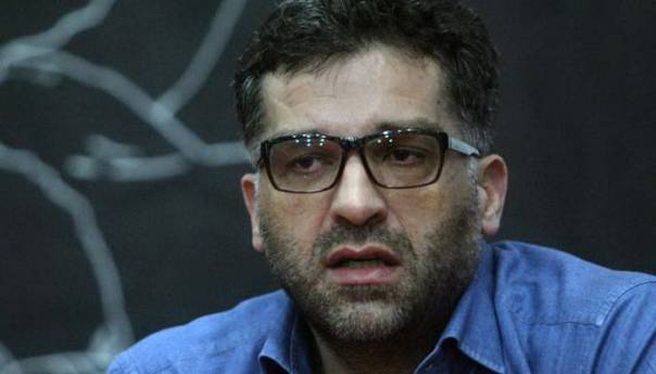 Uvedite obavezno nošenje maski ili ćete odgovarati za ubistvo naroda