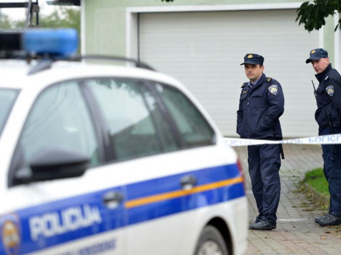 Užas kod Gospića: Dva tijela pronađena u dvorištu kuće, muškarac uhapšen