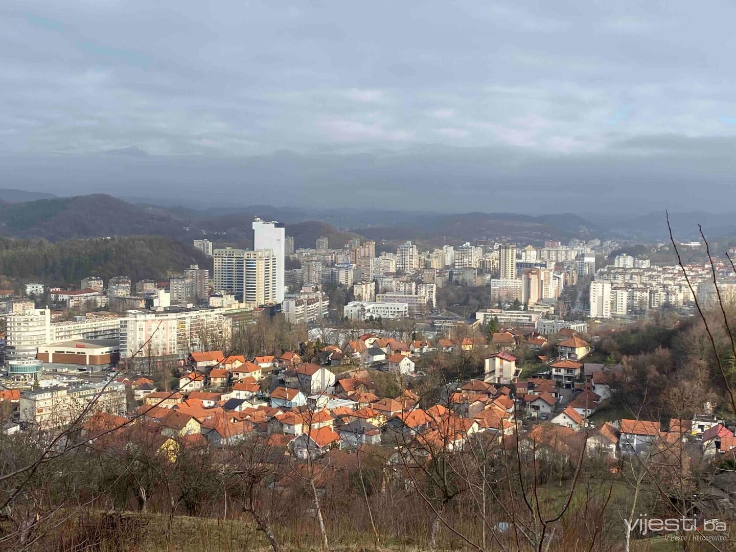 Užas u Tuzli: Žena počinila samoubistvo