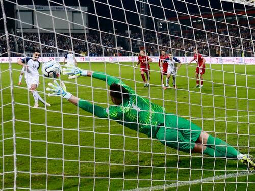 UŽIVO: BiH - Poljska 1:0, Bašić pogađa iz penala!