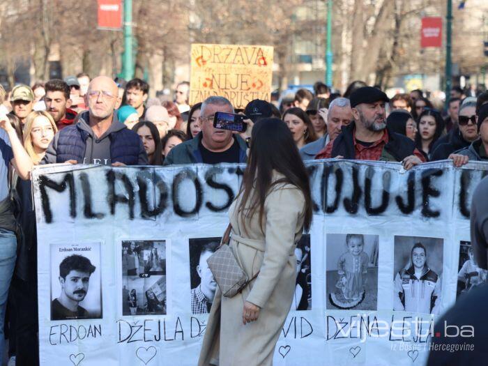 UŽIVO: Demostranti objavili listu zahtjeva za nadležne