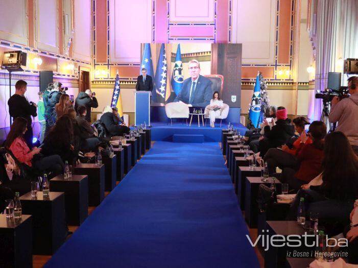 Uživo: Novogodišnji press gradonačelnika Sarajeva