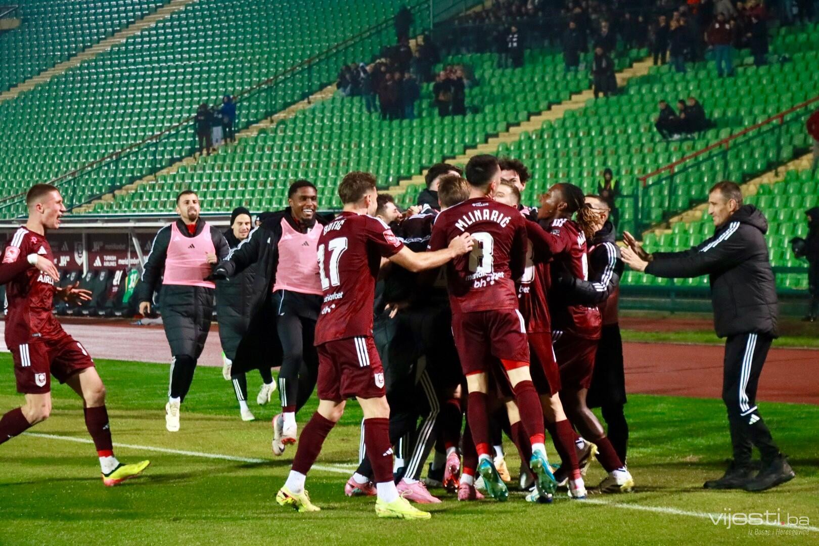 Uživo / Sarajevo - Borac 1:0: Domaći čuvaju rezultat, sam finiš utakmice