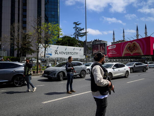 Uznemirujući snimak: Trenutak obračuna policije s napadačima u Istanbulu