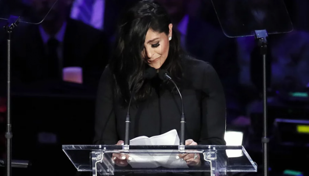 Vanesa Bryant nije mogla zaustaviti suze: Ne znam kako sam zaslužila čovjeka kao što je Kobe