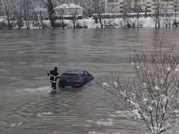 Vatrogasac koji je ušao u ledenu Drinu: Samo sam radio svoj posao