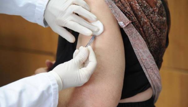 Većina Nijemaca podržava obaveznu vakcinaciju protiv koronavirusa