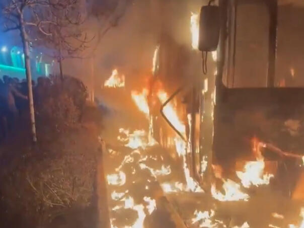 Veliki protest u Teheranu, oglasio se princ iz egzila