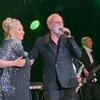 Vesna Zmijanac pjevala uprkos lošem zdravlju, Dino Merlin iznenadio publiku