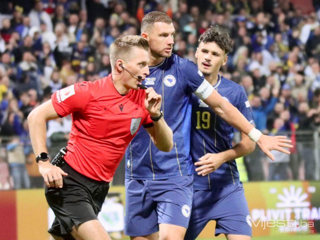 Video: Džeko zabio na oproštaju od Zmajeva, ali je gol poništen